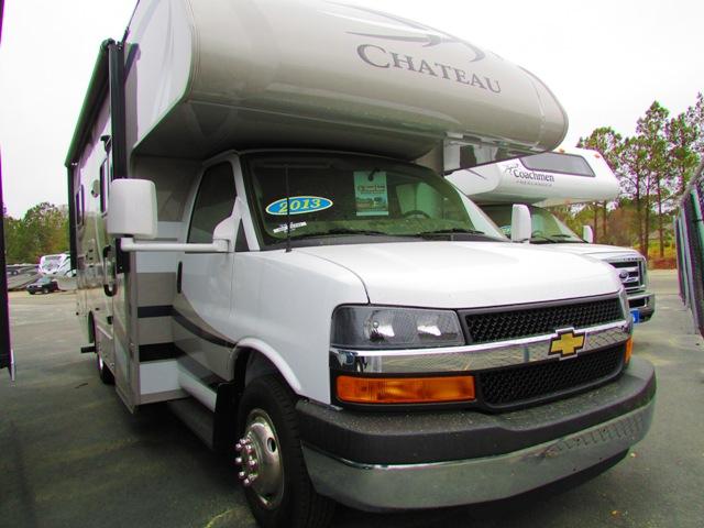 2013 THOR MOTOR COACH Chateau